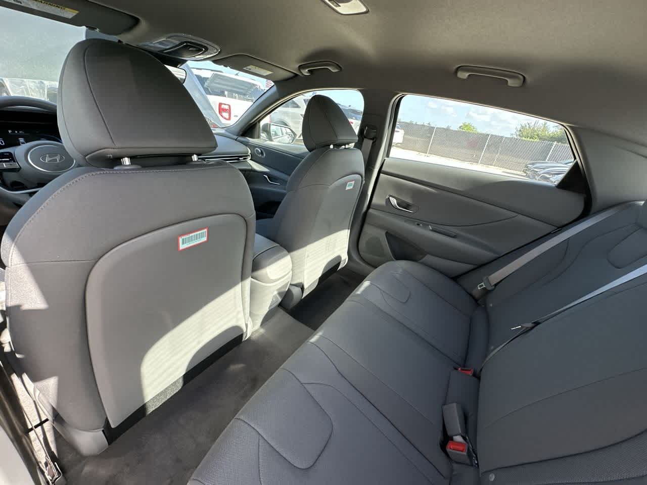 Thumbnail: 2025 Hyundai Elantra - 23