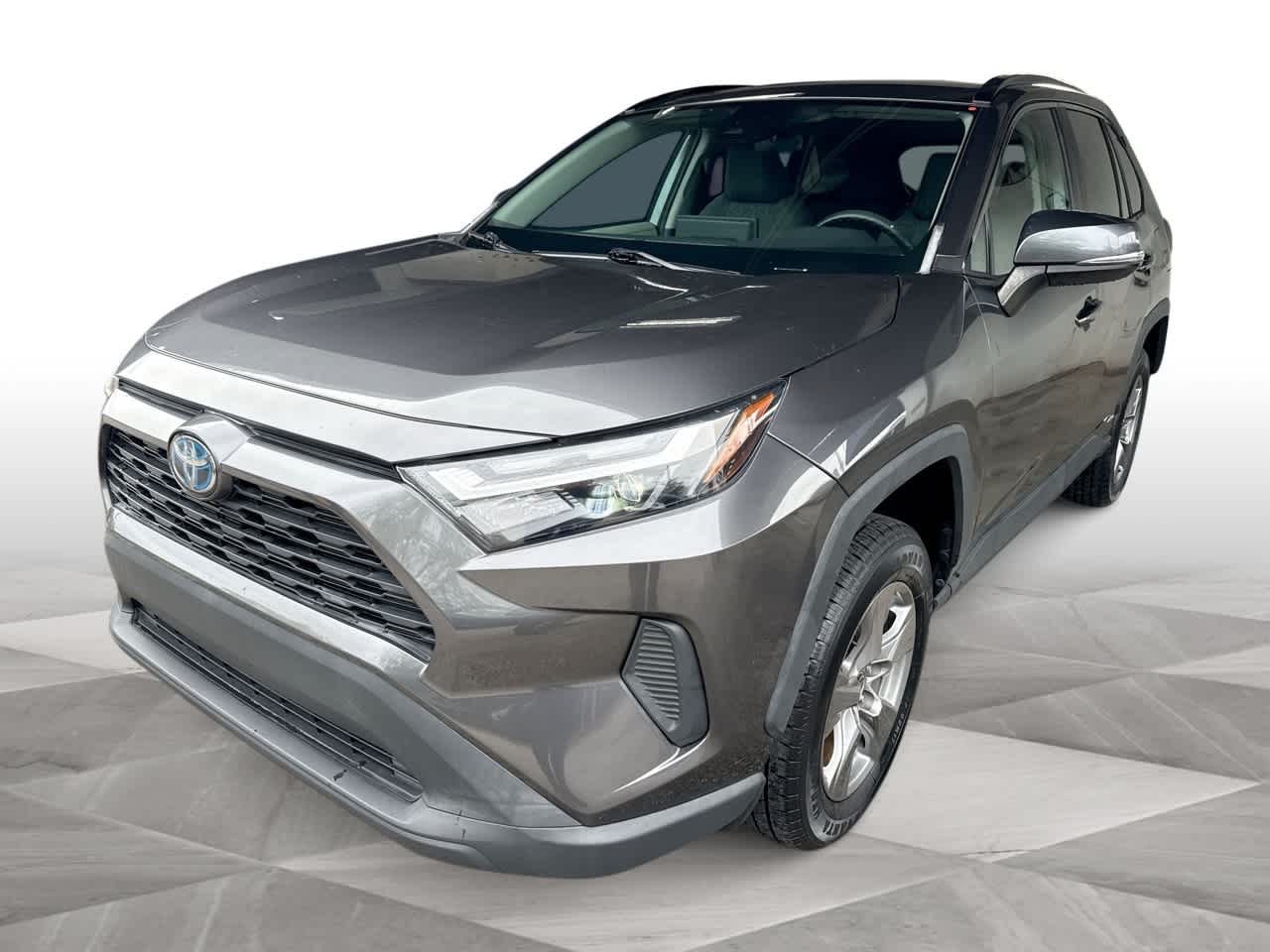 Thumbnail: 2022 Toyota RAV4 - 1