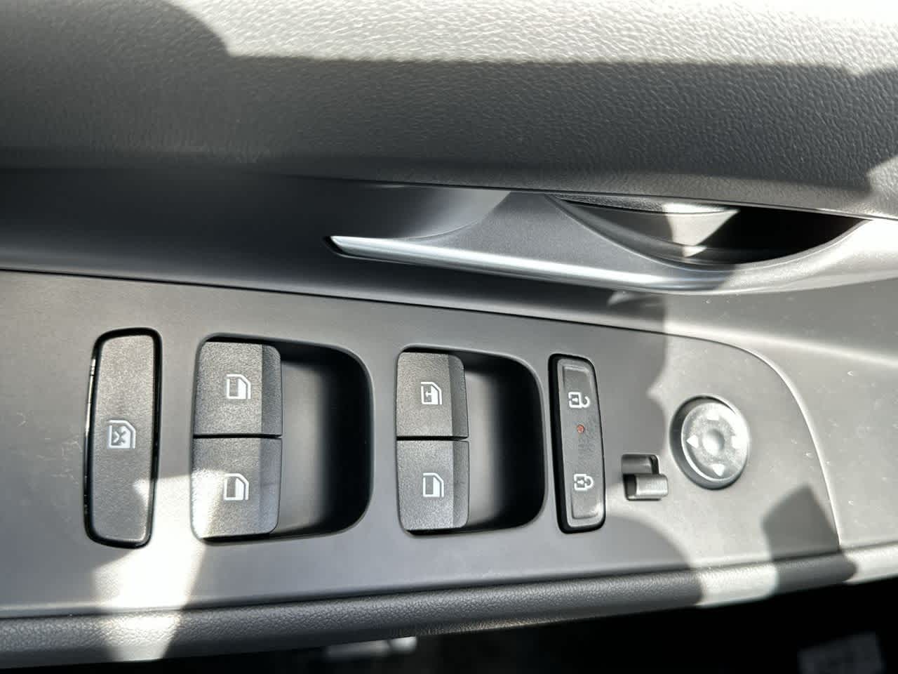 Thumbnail: 2025 Hyundai Elantra - 17