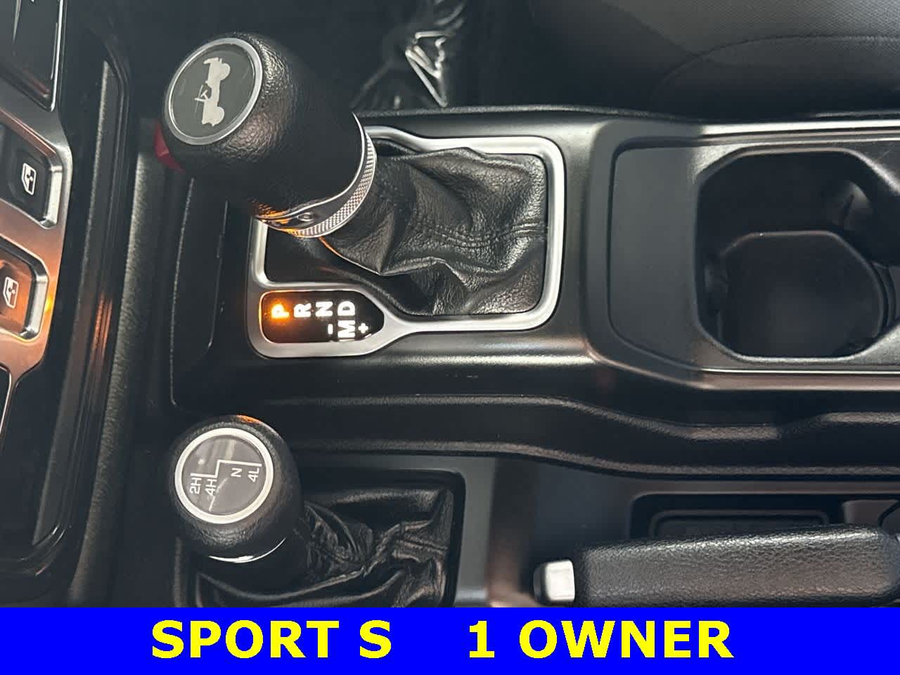 Thumbnail: 2022 Jeep Wrangler - 21