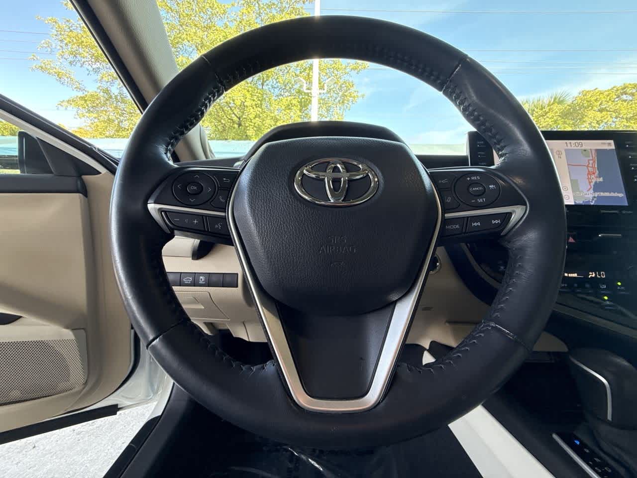 Thumbnail: 2021 Toyota Camry - 15