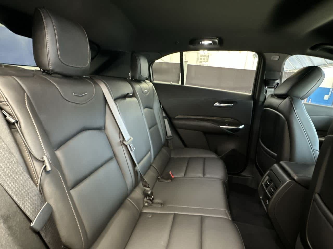 Thumbnail: 2021 Cadillac XT4 - 26