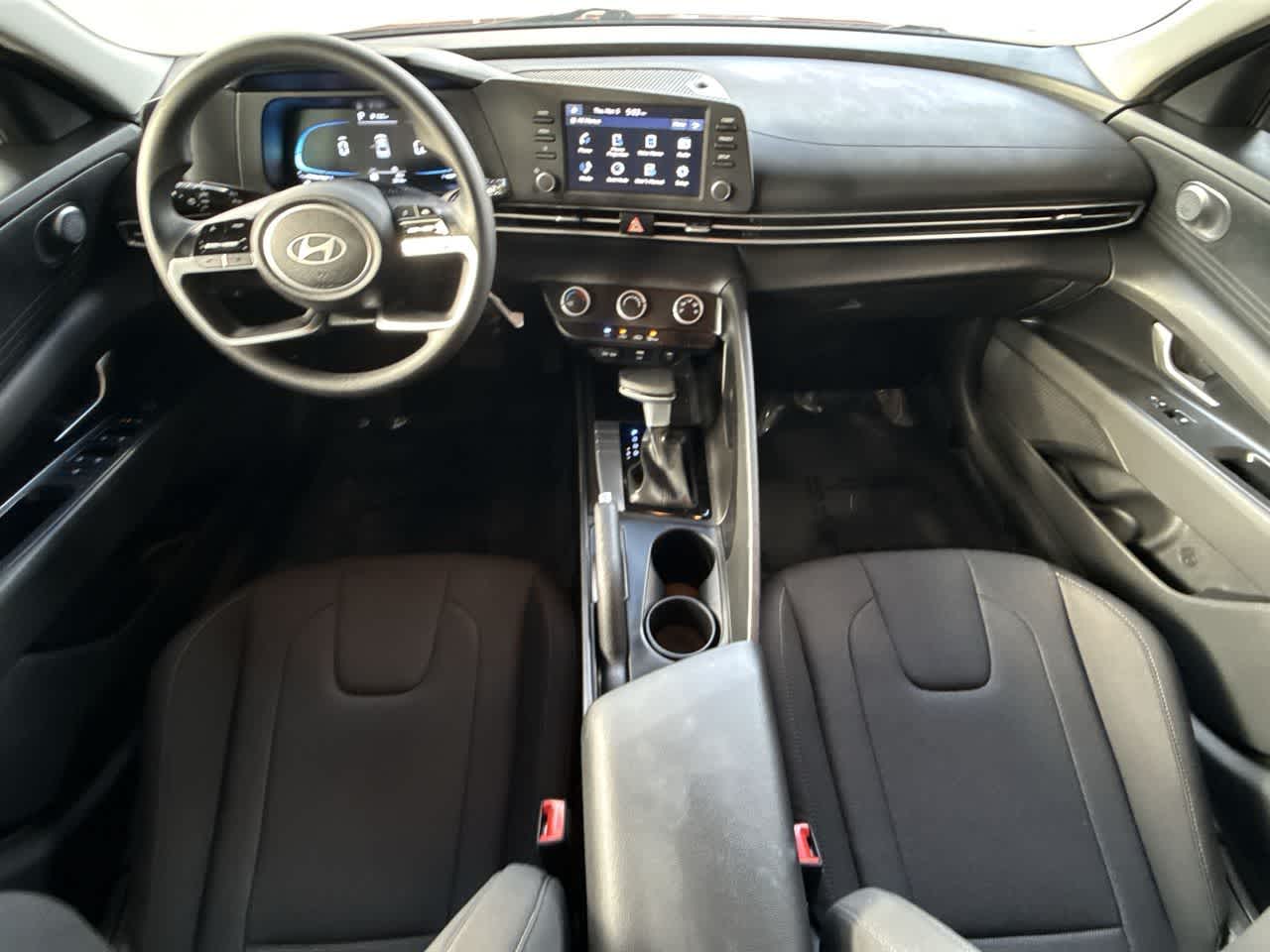 Thumbnail: 2025 Hyundai Elantra - 24