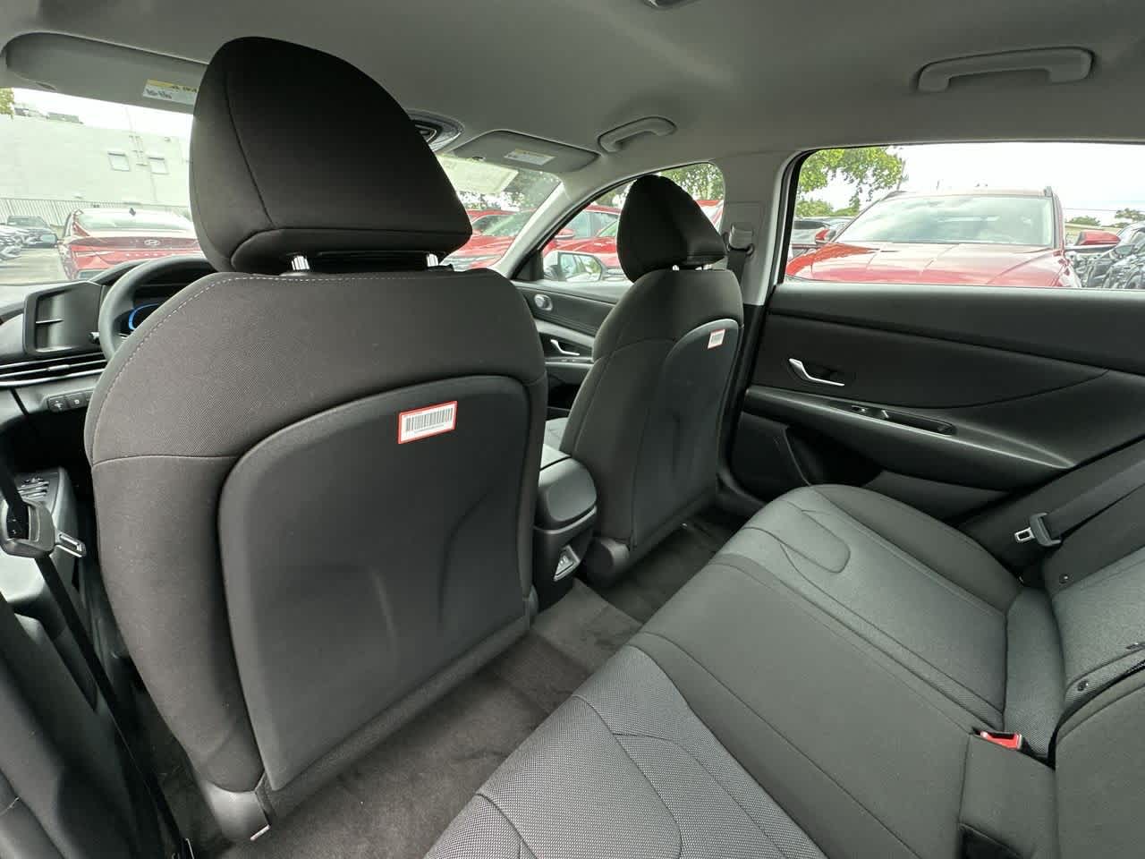 Thumbnail: 2025 Hyundai Elantra - 23