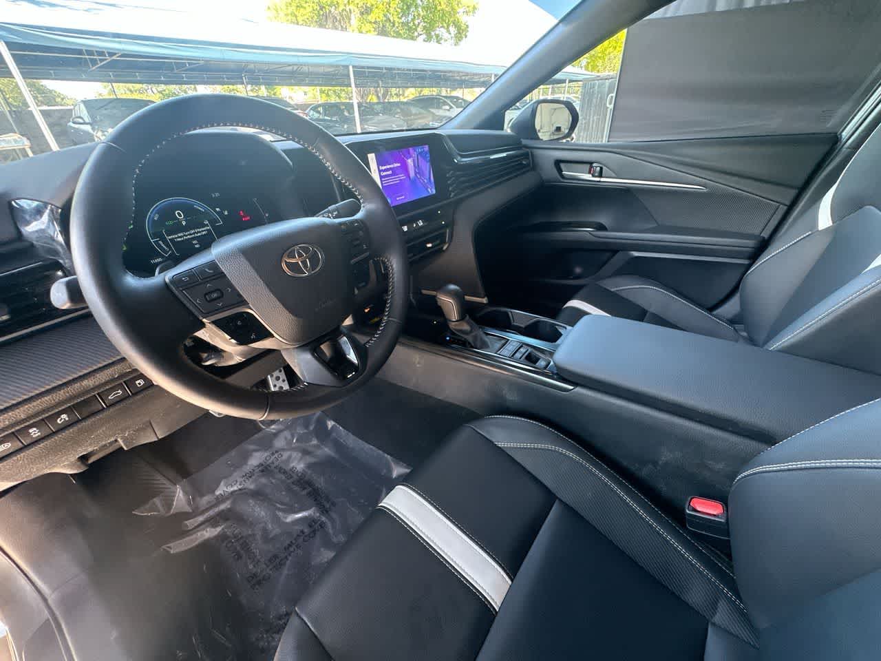 Thumbnail: 2025 Toyota Camry - 13
