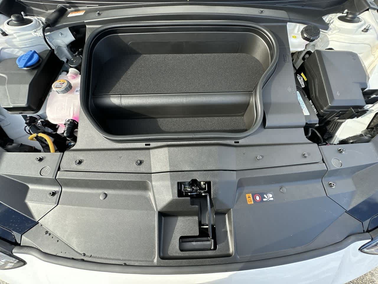 Thumbnail: 2025 Hyundai Ioniq 6 - 12