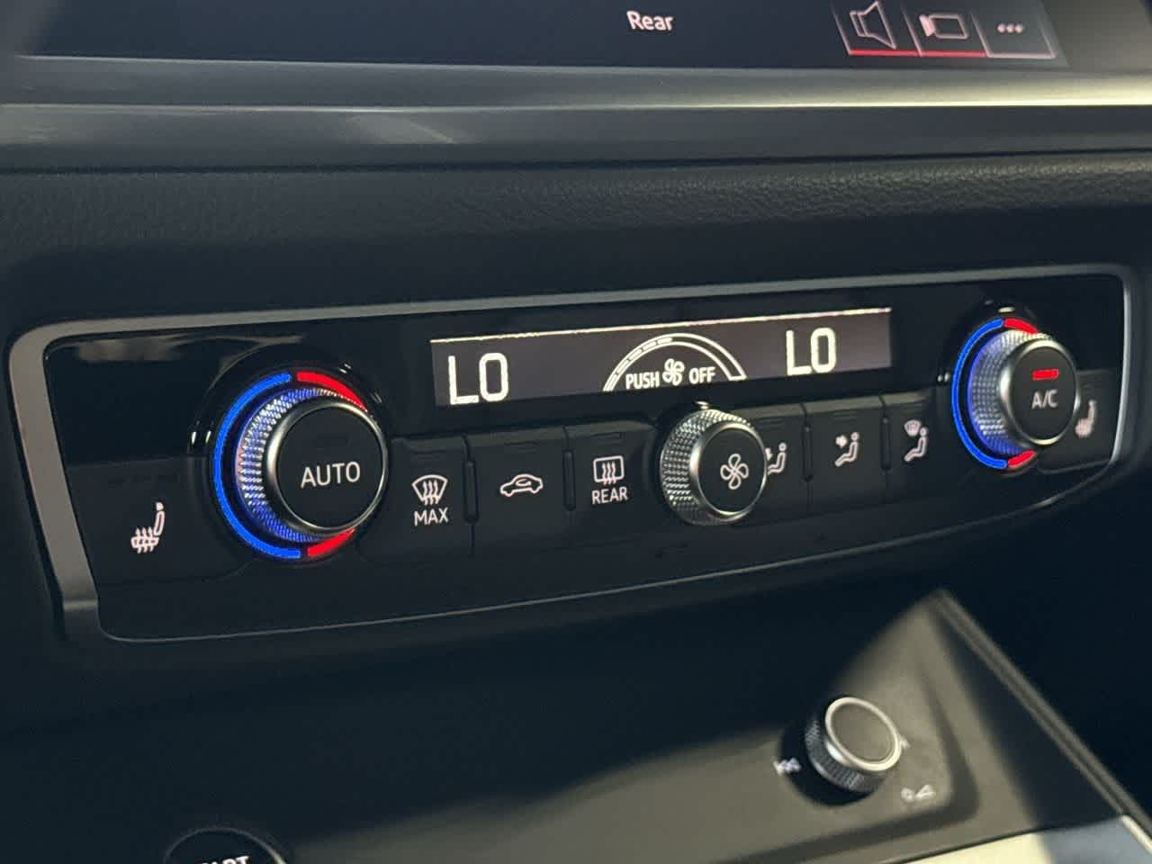 Thumbnail: 2021 Audi Q3 - 20