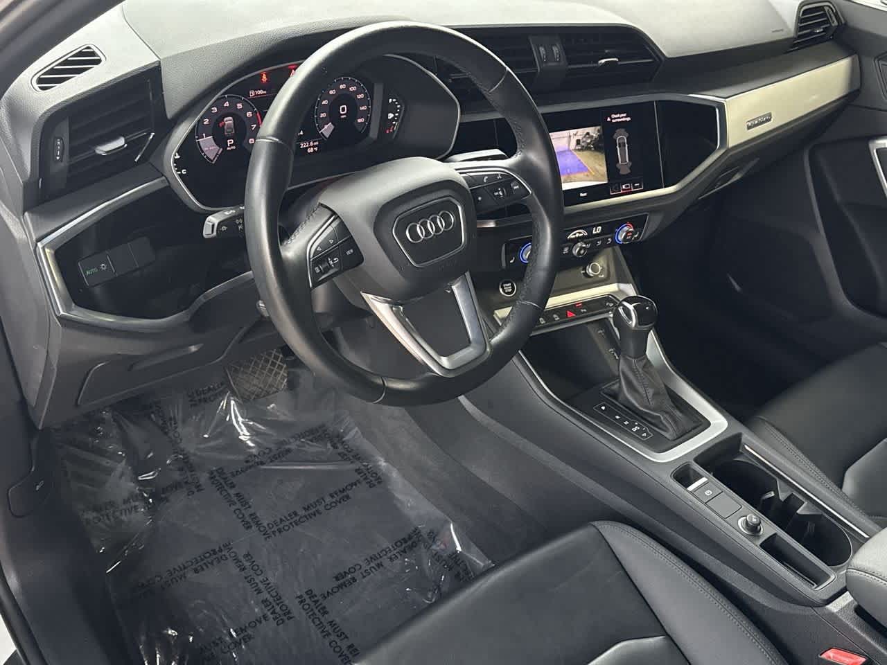 Thumbnail: 2021 Audi Q3 - 13