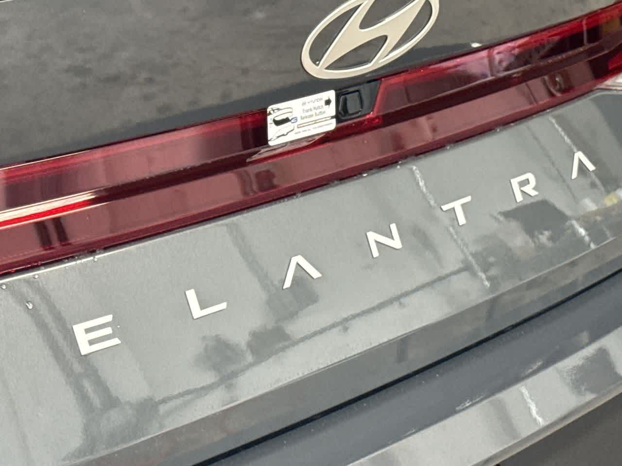 Thumbnail: 2026 Hyundai Elantra - 10