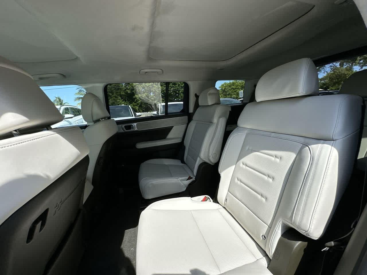 Thumbnail: 2025 Hyundai Santa Fe - 22