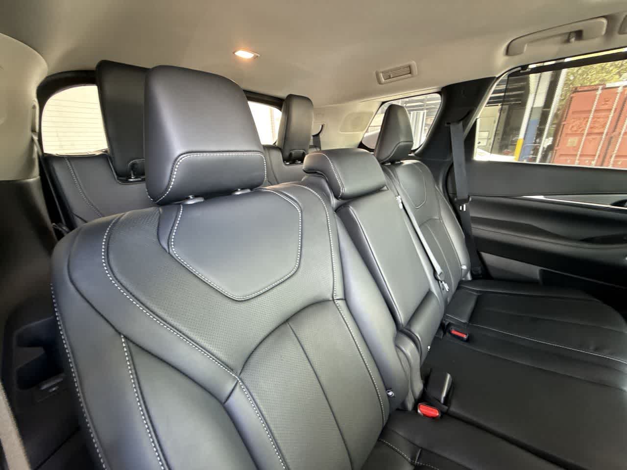 Thumbnail: 2023 INFINITI QX60 - 26