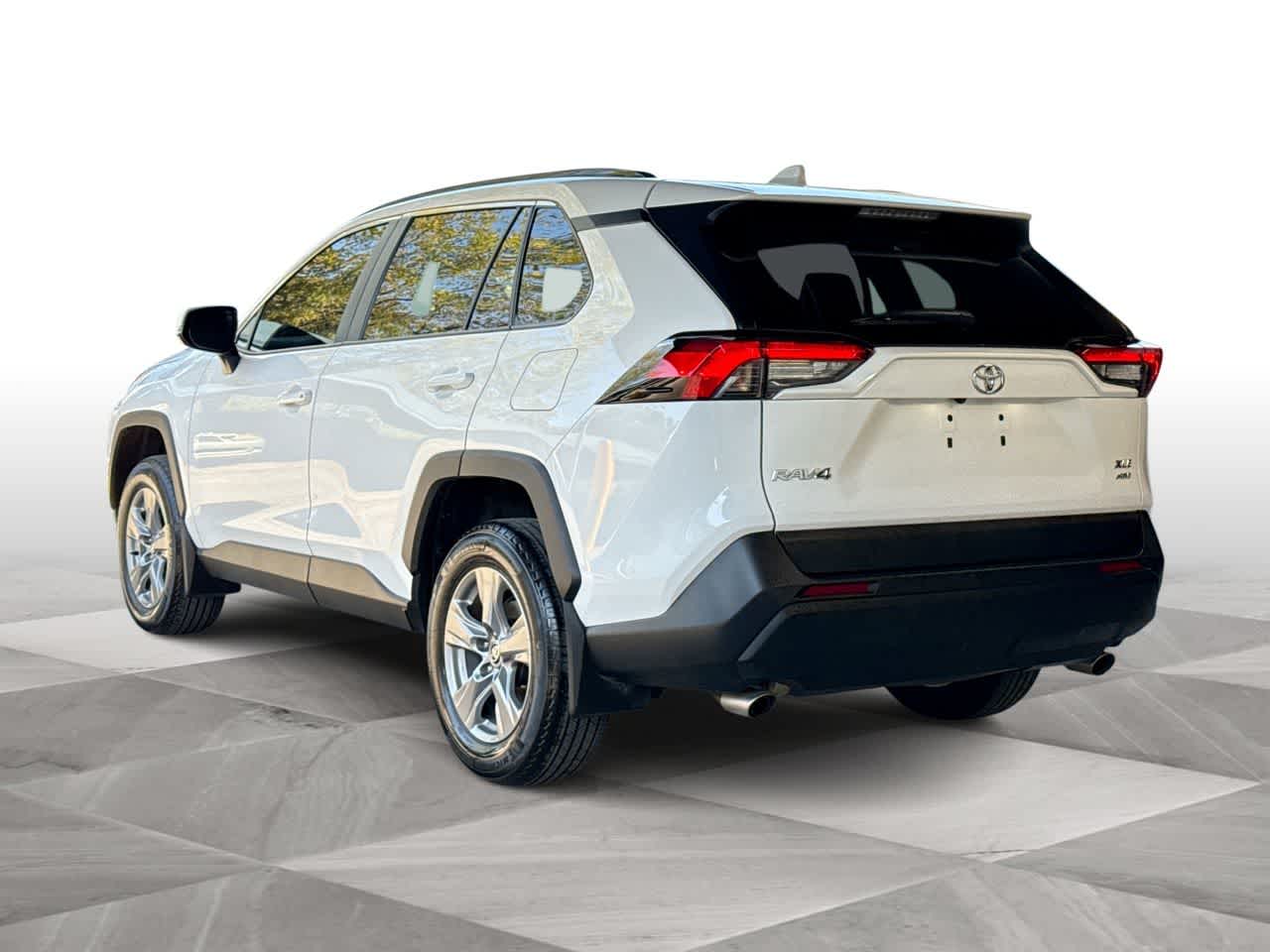 Thumbnail: 2024 Toyota RAV4 - 6