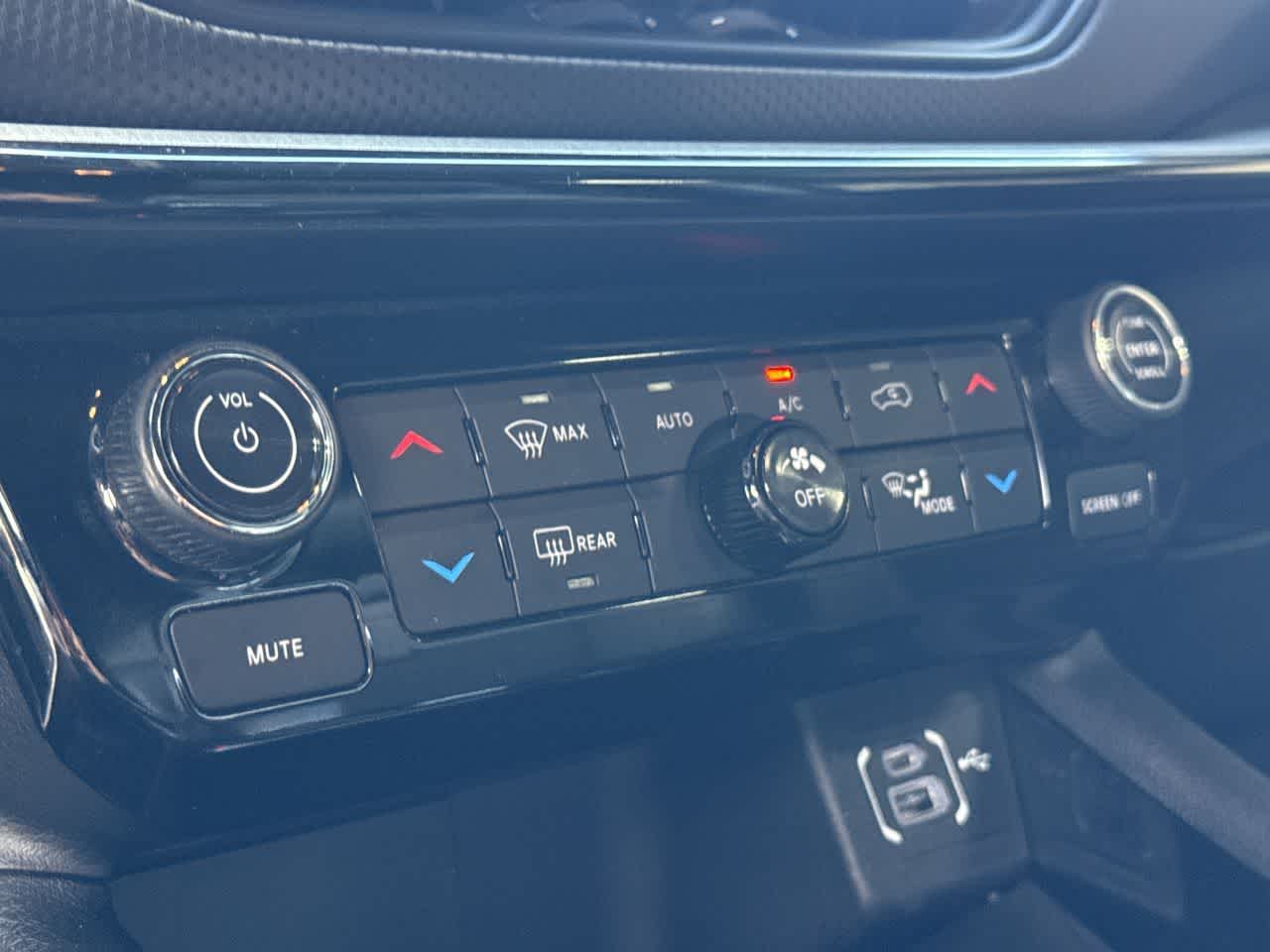 Thumbnail: 2024 Jeep Compass - 20