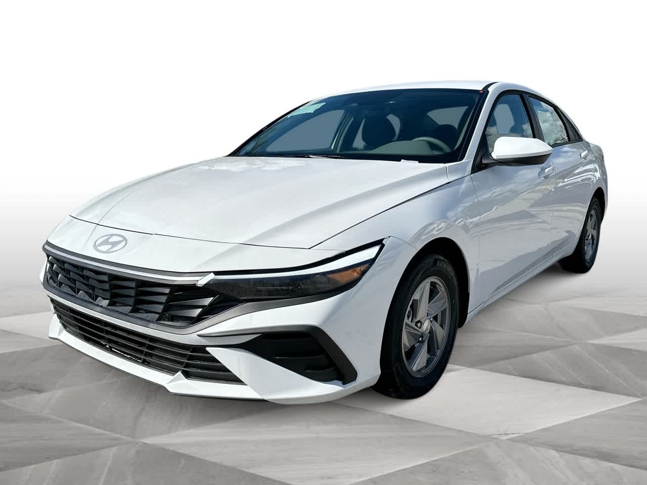 Thumbnail: 2025 Hyundai Elantra - 4