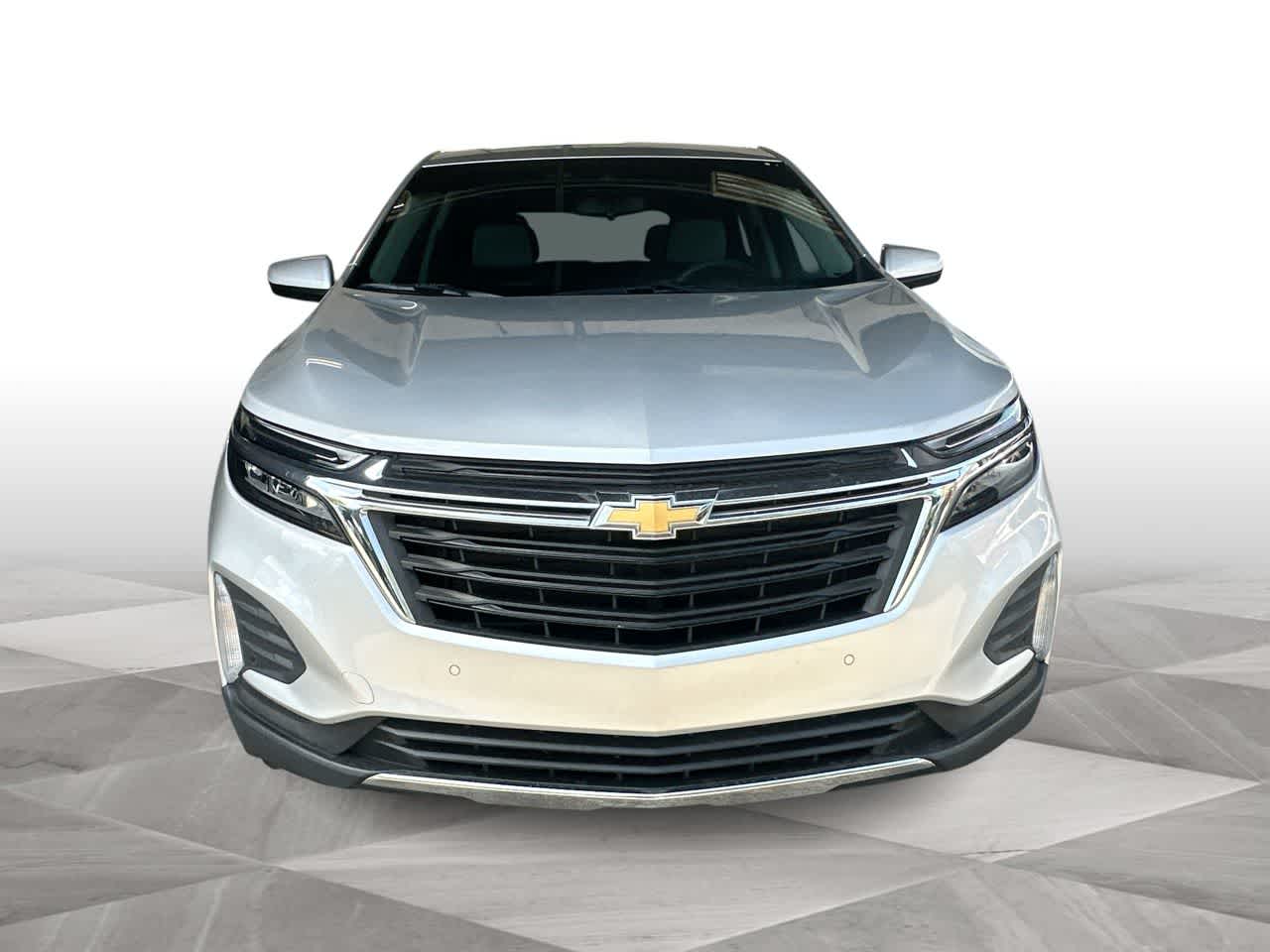 Thumbnail: 2022 Chevrolet Equinox - 3