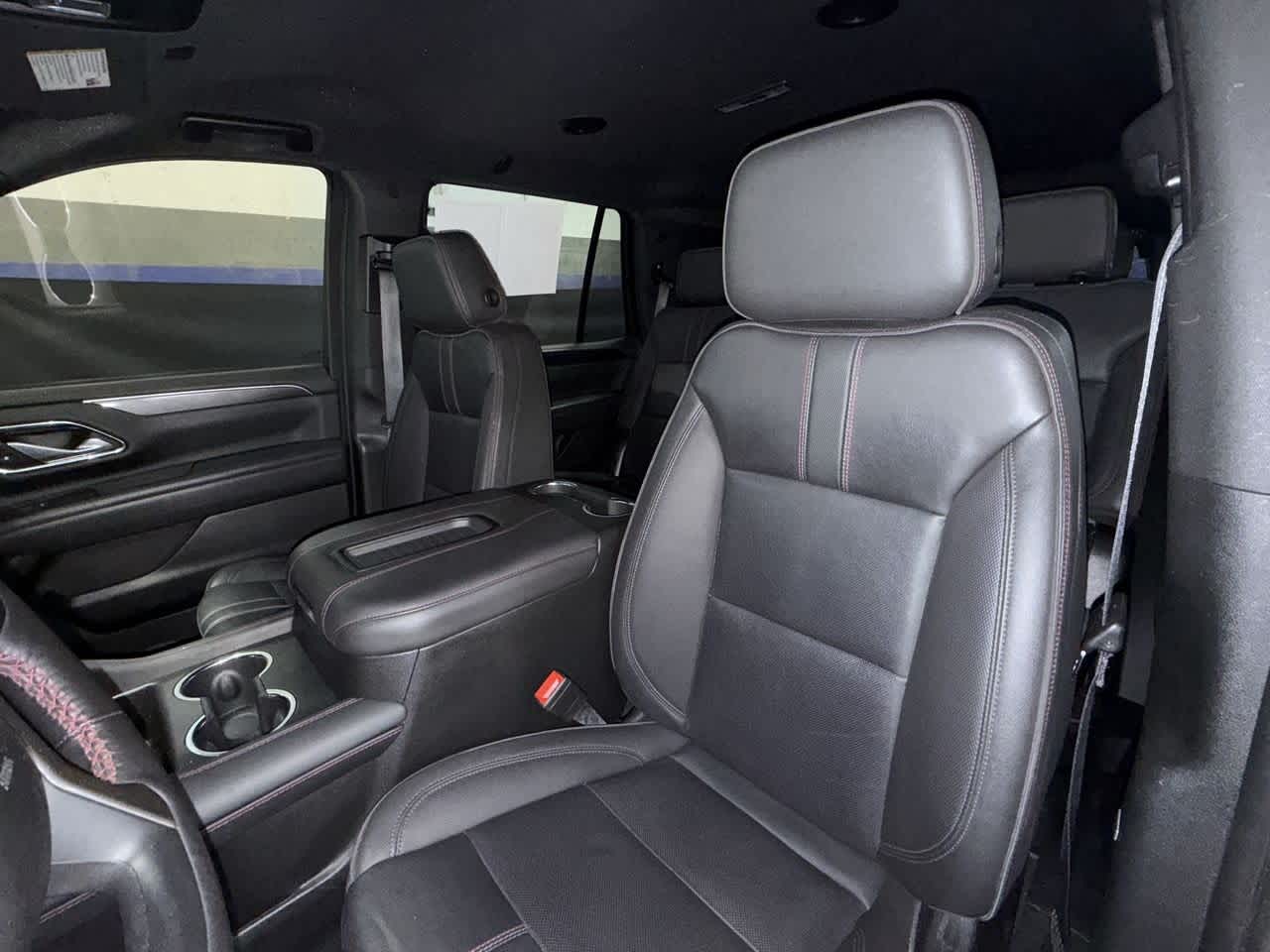 Thumbnail: 2022 Chevrolet Tahoe - 14