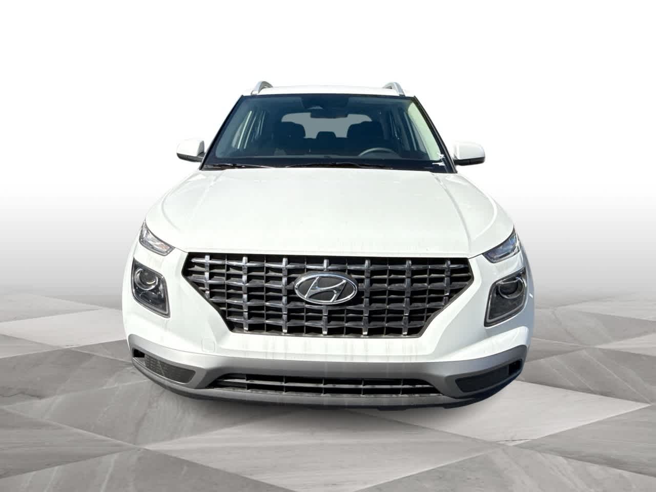 Thumbnail: 2025 Hyundai Venue - 3