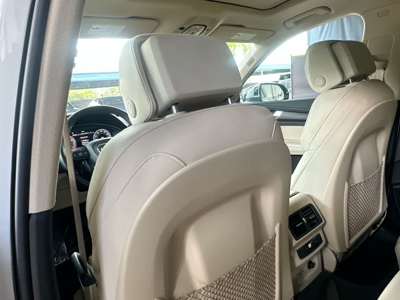 Thumbnail: 2025 Audi Q5 - 23