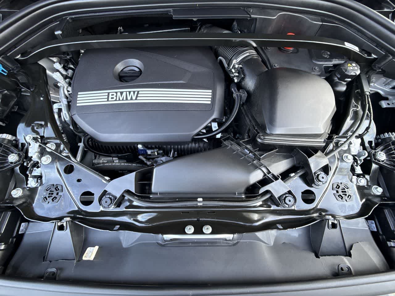 Thumbnail: 2025 BMW X1 - 12