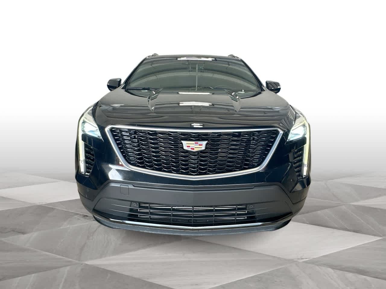 Thumbnail: 2021 Cadillac XT4 - 3