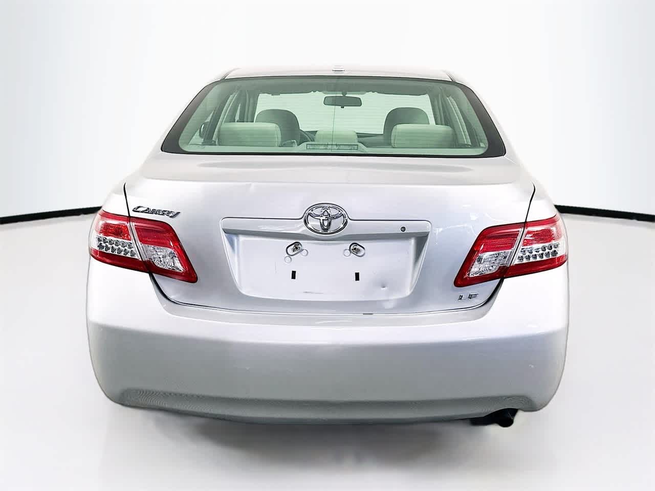 2011 Toyota Camry LE 5