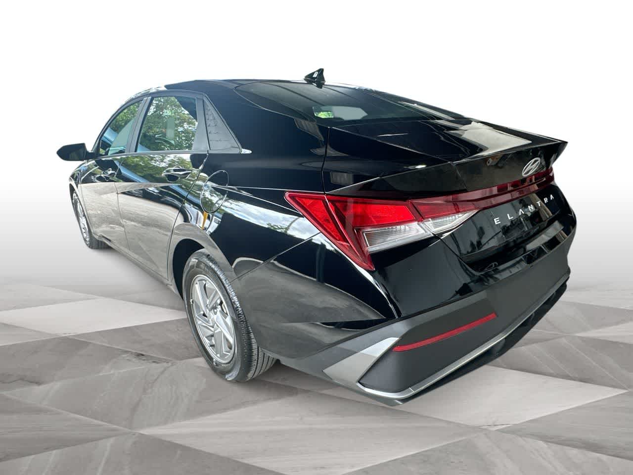 Thumbnail: 2026 Hyundai Elantra - 6