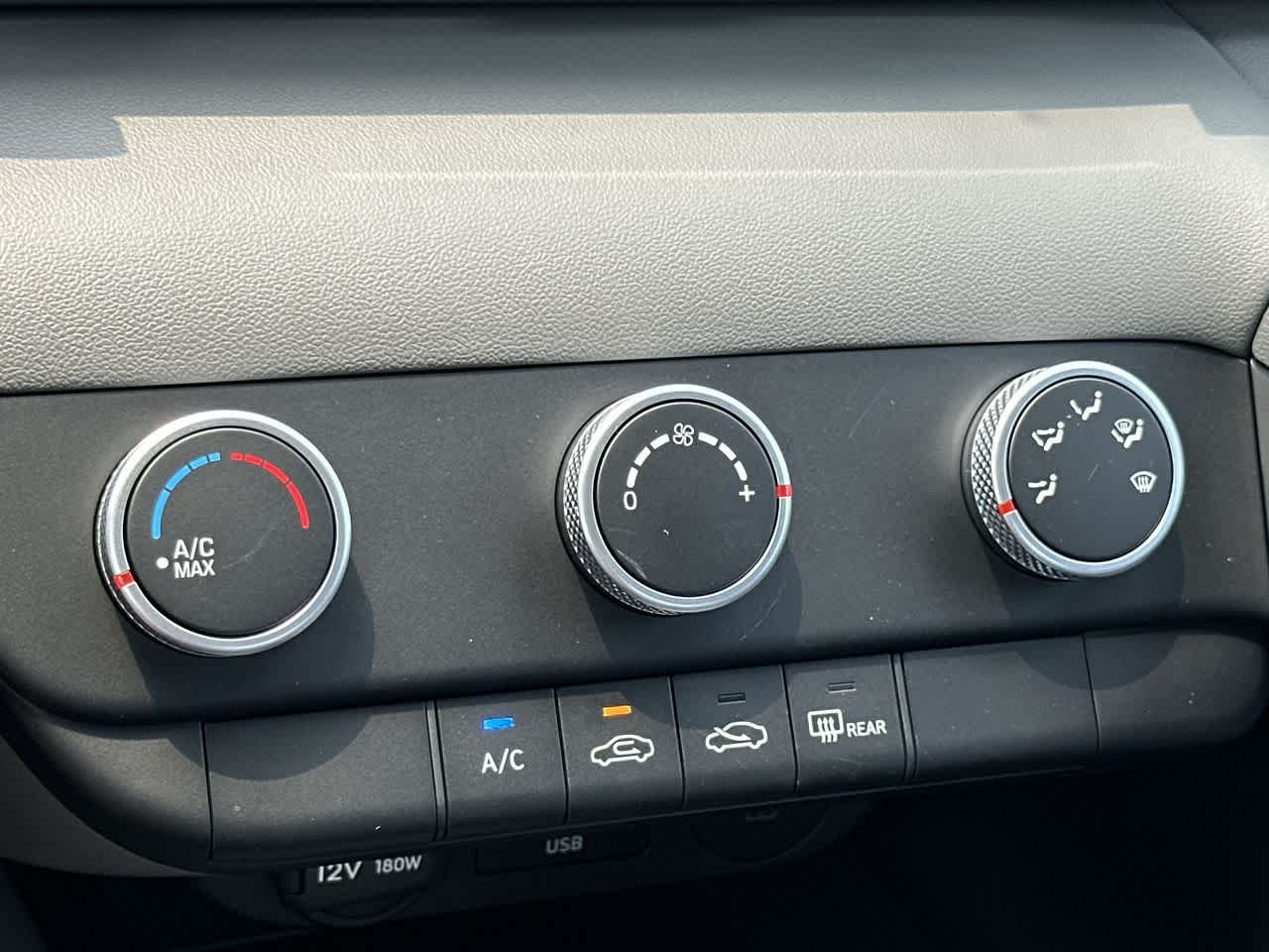 Thumbnail: 2025 Hyundai Elantra - 20