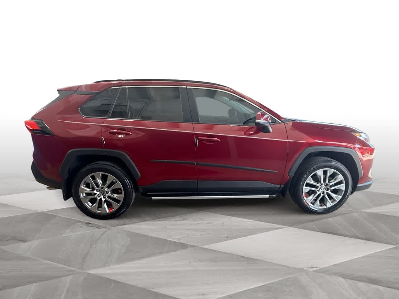 Thumbnail: 2022 Toyota RAV4 - 9