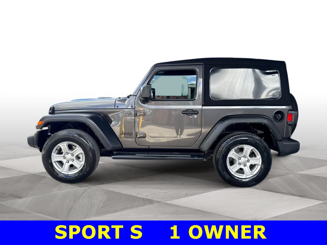 Thumbnail: 2022 Jeep Wrangler - 5