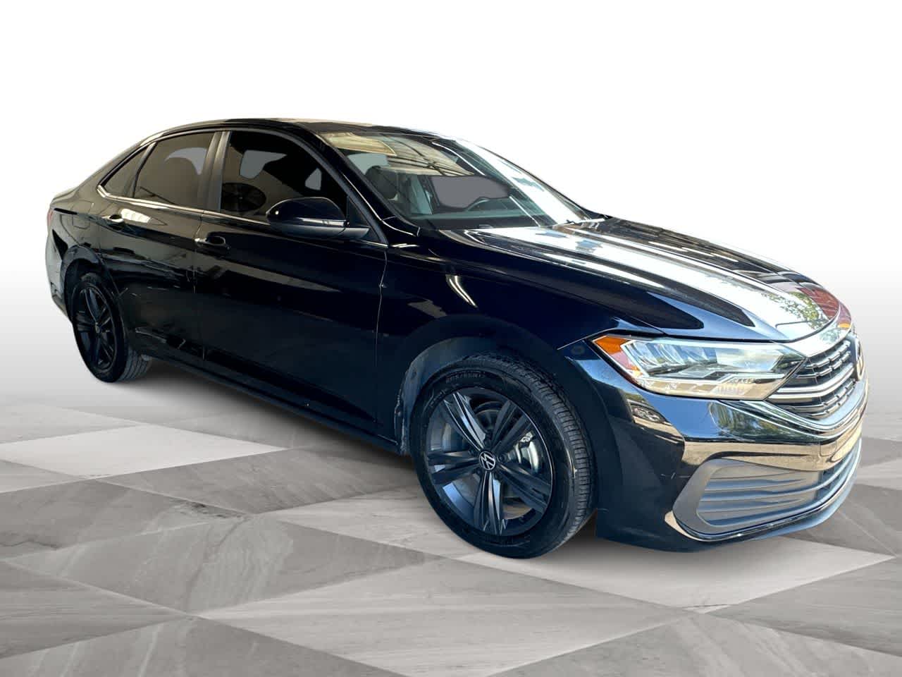 Thumbnail: 2022 Volkswagen Jetta - 2