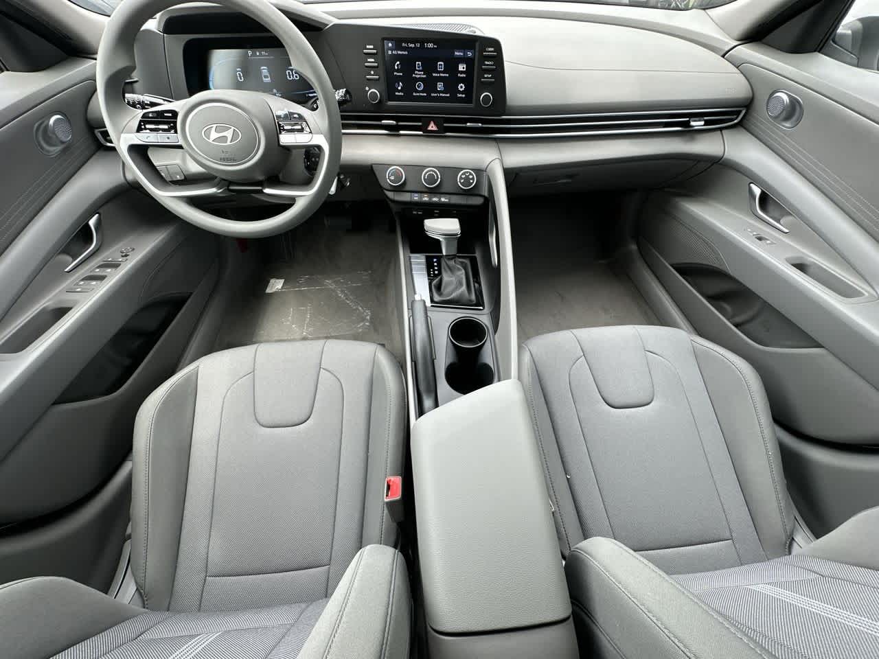 Thumbnail: 2025 Hyundai Elantra - 24