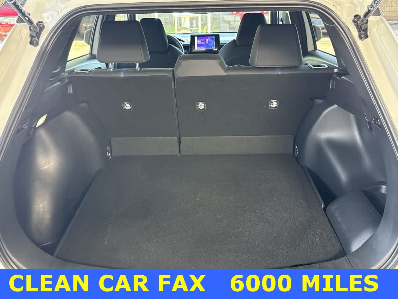 Thumbnail: 2024 Toyota Corolla Cross - 25