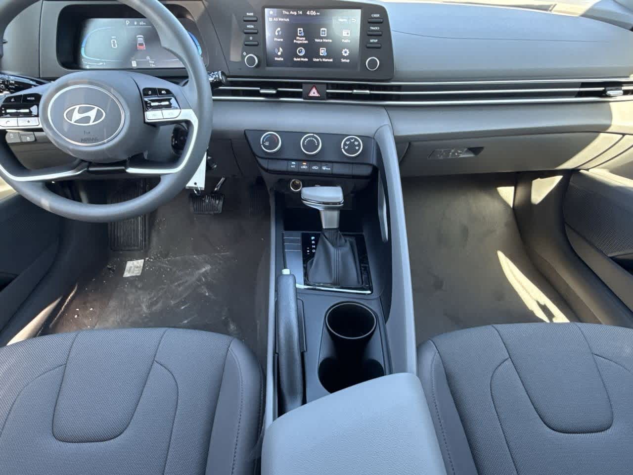 Thumbnail: 2025 Hyundai Elantra - 23