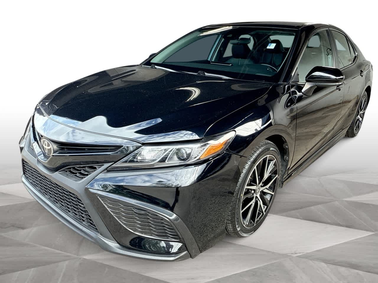 Thumbnail: 2021 Toyota Camry - 4