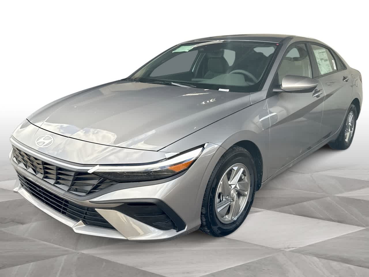 Thumbnail: 2025 Hyundai Elantra - 4