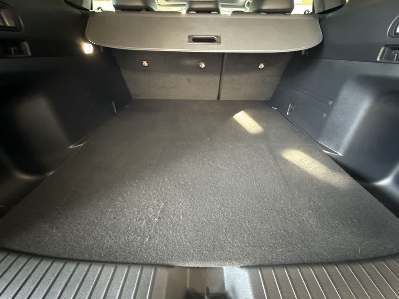 Thumbnail: 2025 Mazda CX-50 - 25