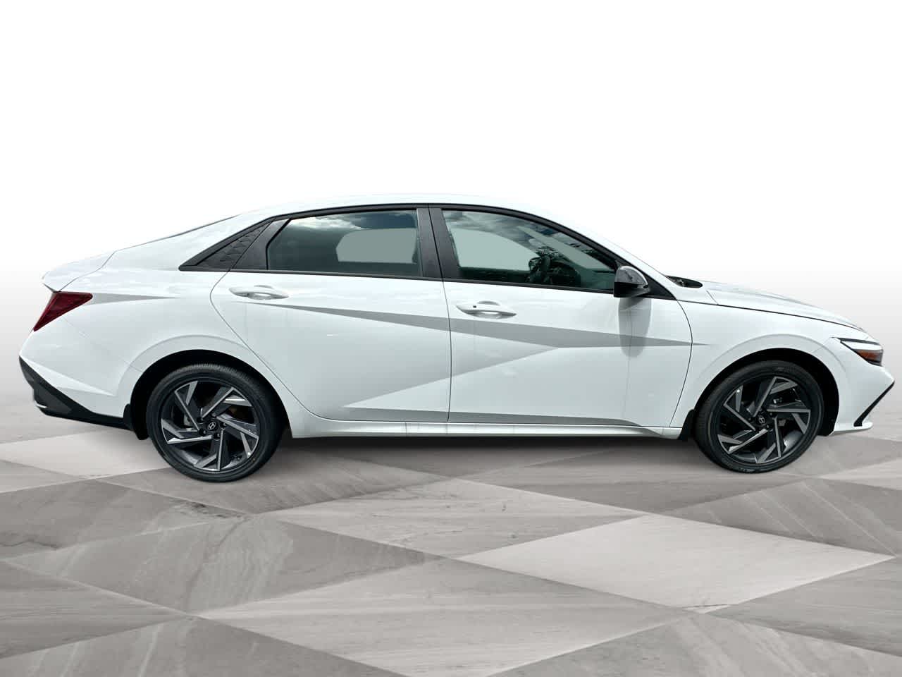 Thumbnail: 2025 Hyundai Elantra - 9