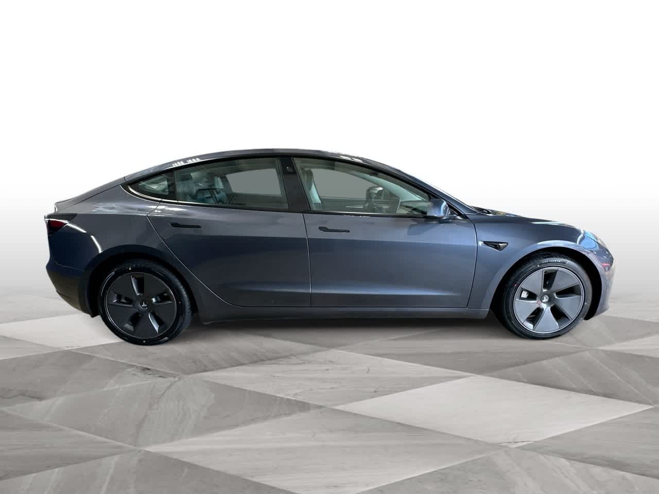 Thumbnail: 2023 Tesla Model 3 - 9