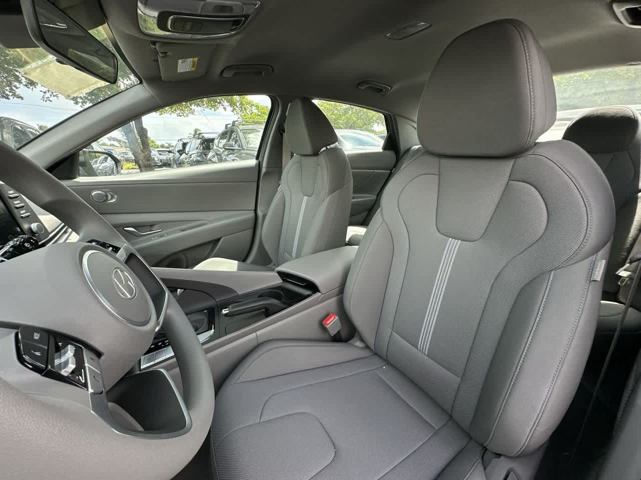 Thumbnail: 2025 Hyundai Elantra - 14