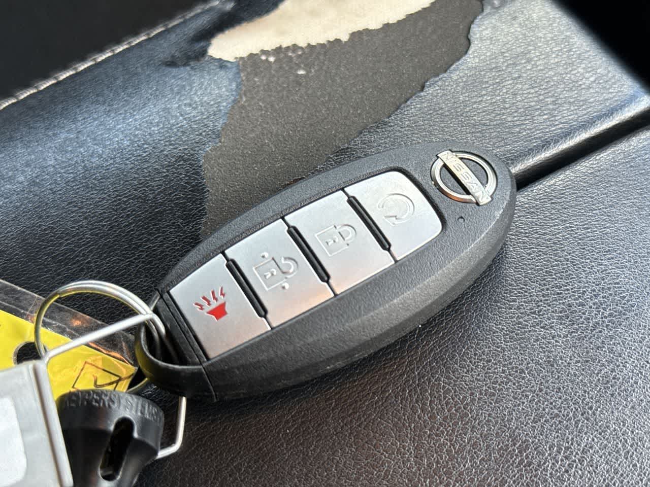 Thumbnail: 2022 Nissan Rogue - 28