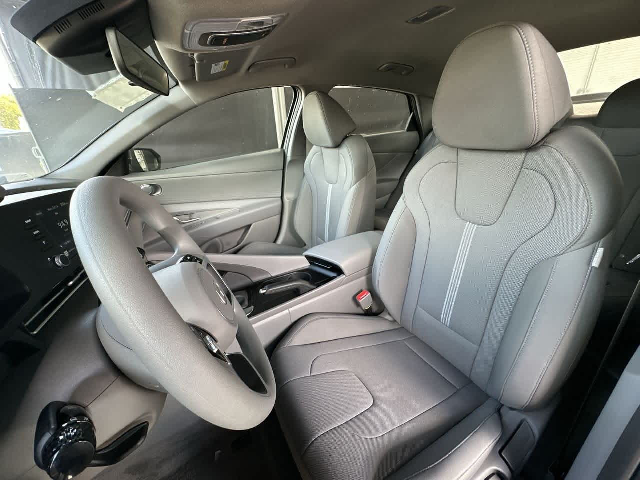 Thumbnail: 2025 Hyundai Elantra - 14