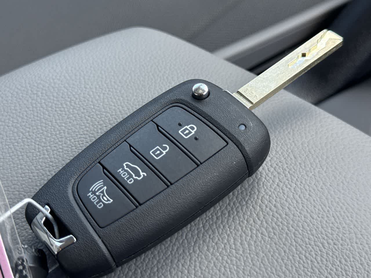 Thumbnail: 2025 Hyundai Elantra - 28