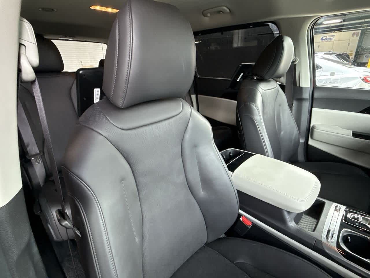 Thumbnail: 2024 Kia Carnival - 27