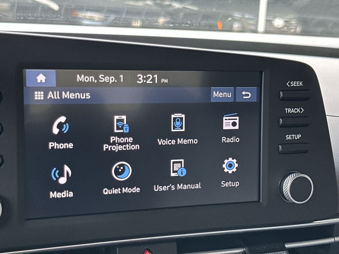 Thumbnail: 2025 Hyundai Elantra - 18