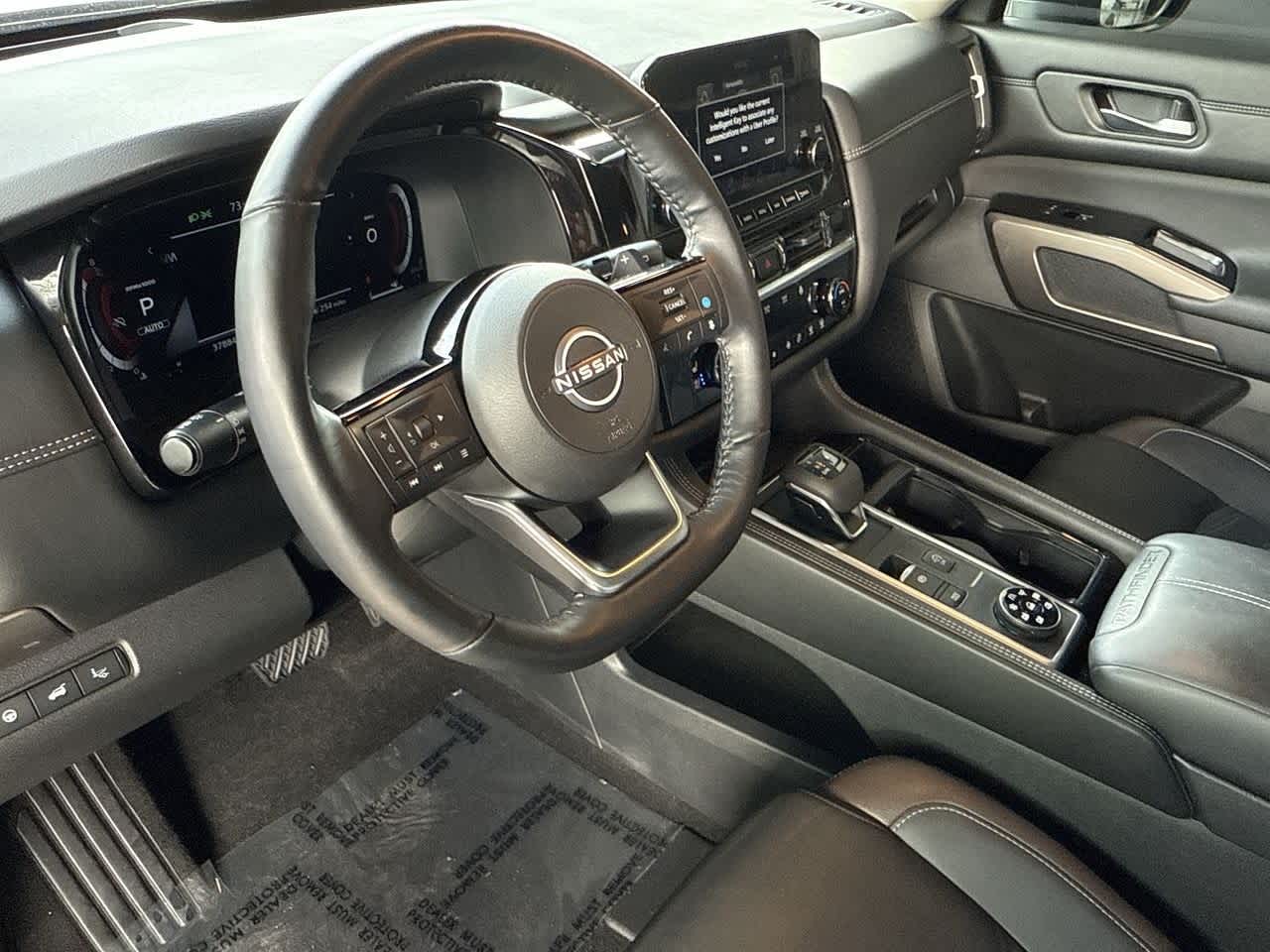 Thumbnail: 2024 Nissan Pathfinder - 13