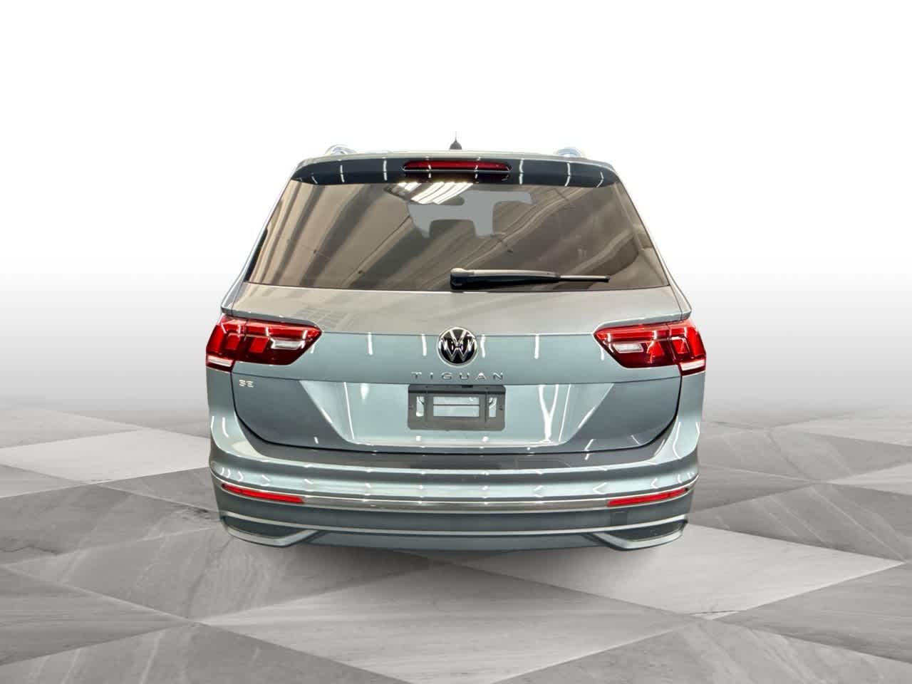 Thumbnail: 2024 Volkswagen Tiguan - 7