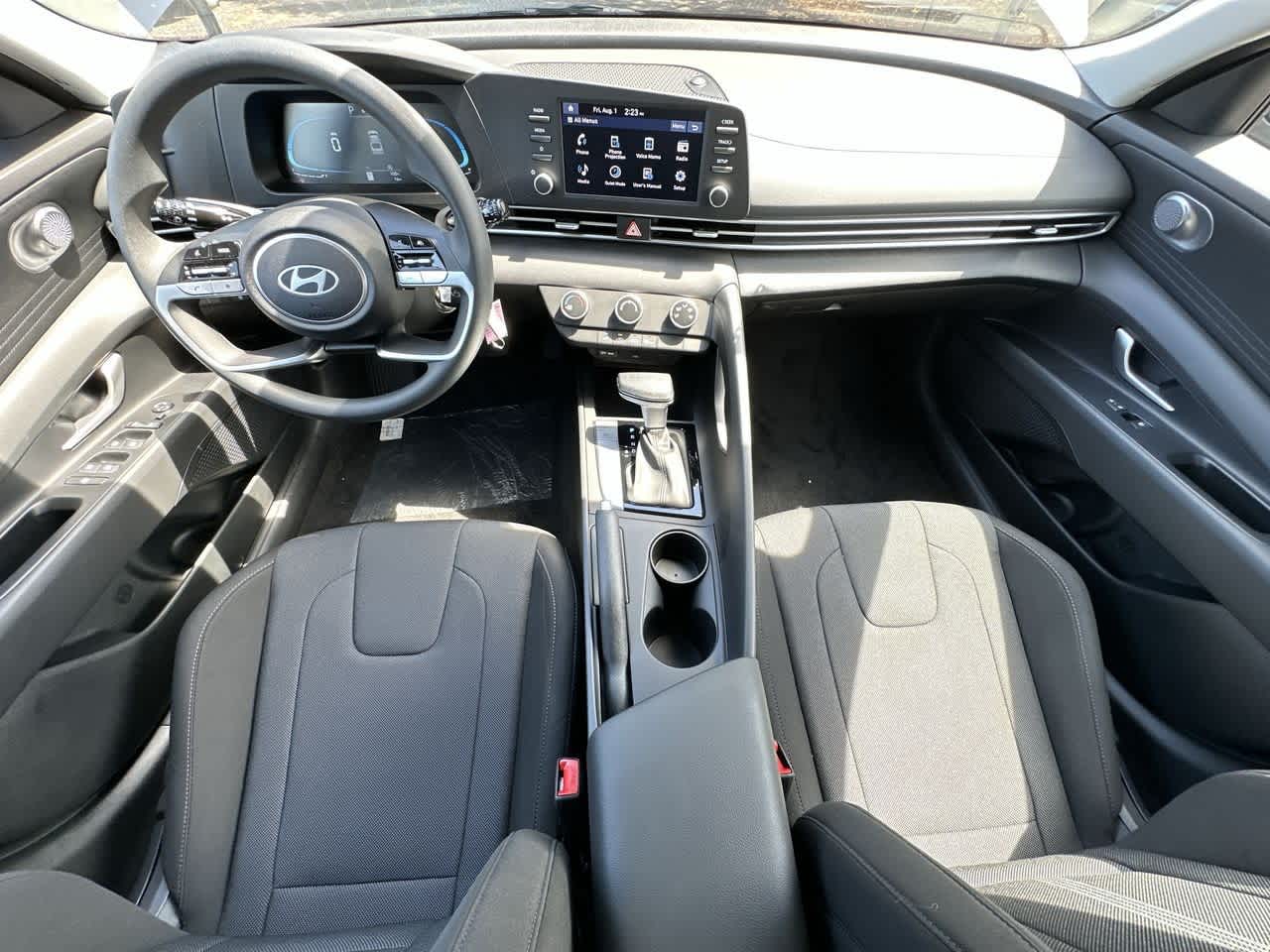 Thumbnail: 2025 Hyundai Elantra - 24