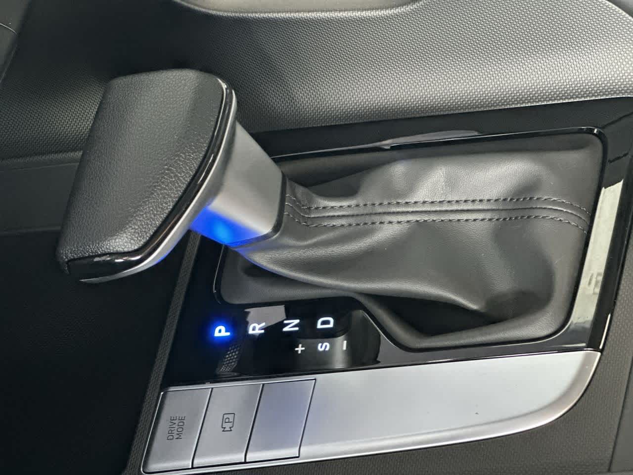 Thumbnail: 2025 Hyundai Elantra - 21