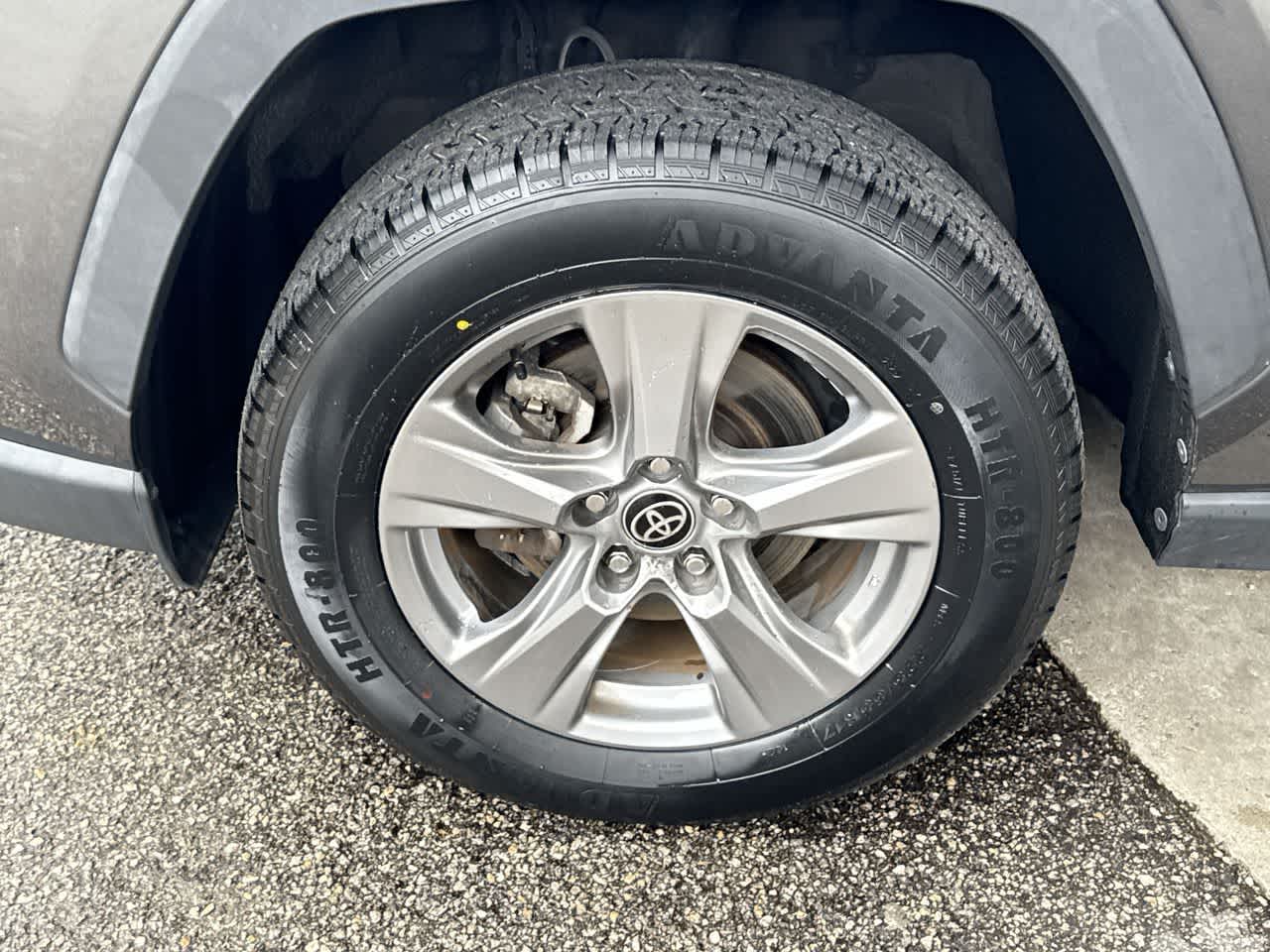 Thumbnail: 2022 Toyota RAV4 - 11