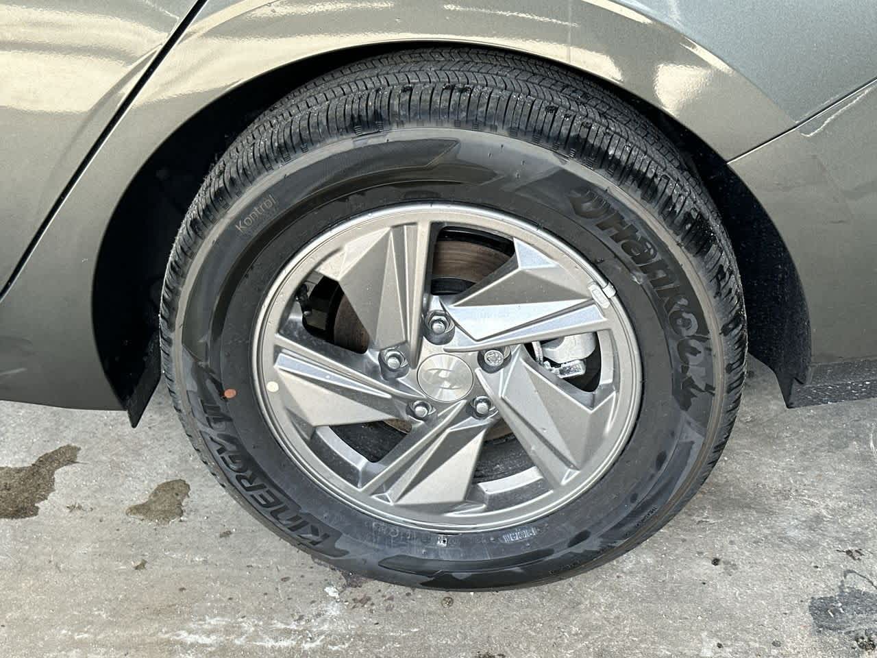 Thumbnail: 2025 Hyundai Elantra - 11